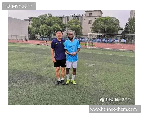 王辉与足球明星的亲密接触揭秘他们背后的故事与梦想